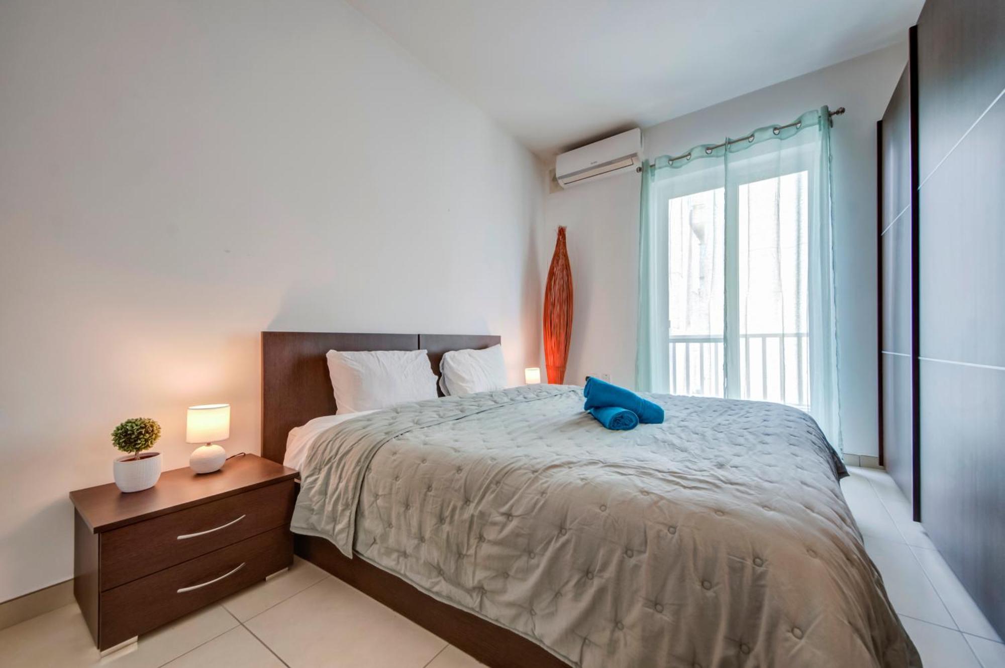 Modern 2Br Apt With Balconies In St Julians, Paceville - Apt 5 By Vaganza San Giuliano Esterno foto