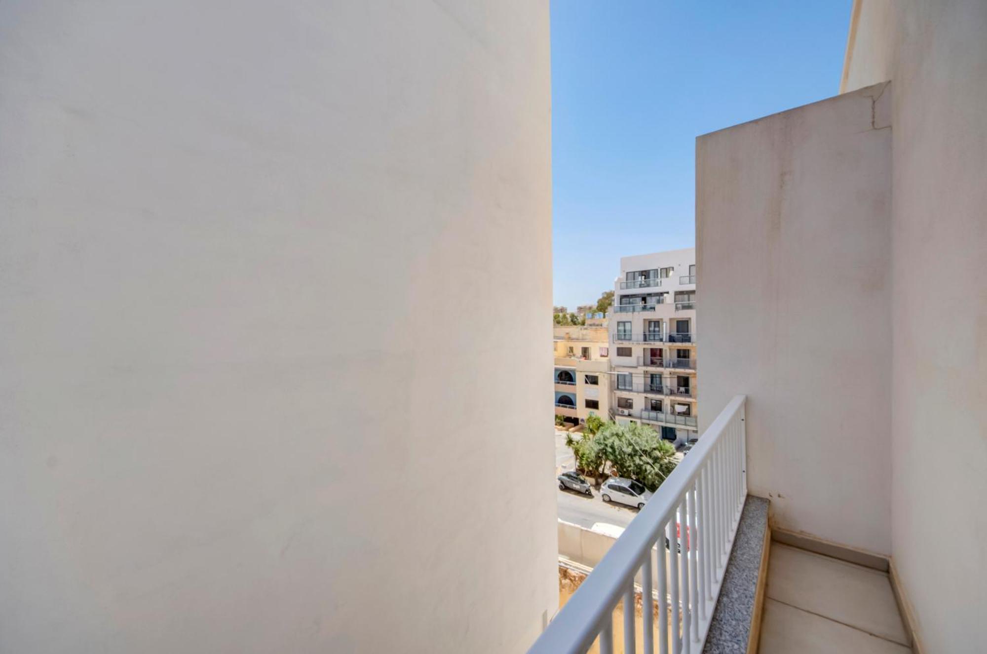 Modern 2Br Apt With Balconies In St Julians, Paceville - Apt 5 By Vaganza San Giuliano Esterno foto