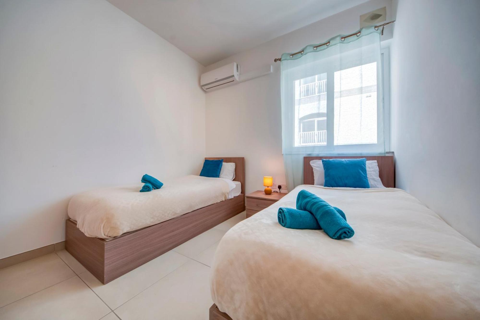 Modern 2Br Apt With Balconies In St Julians, Paceville - Apt 5 By Vaganza San Giuliano Esterno foto
