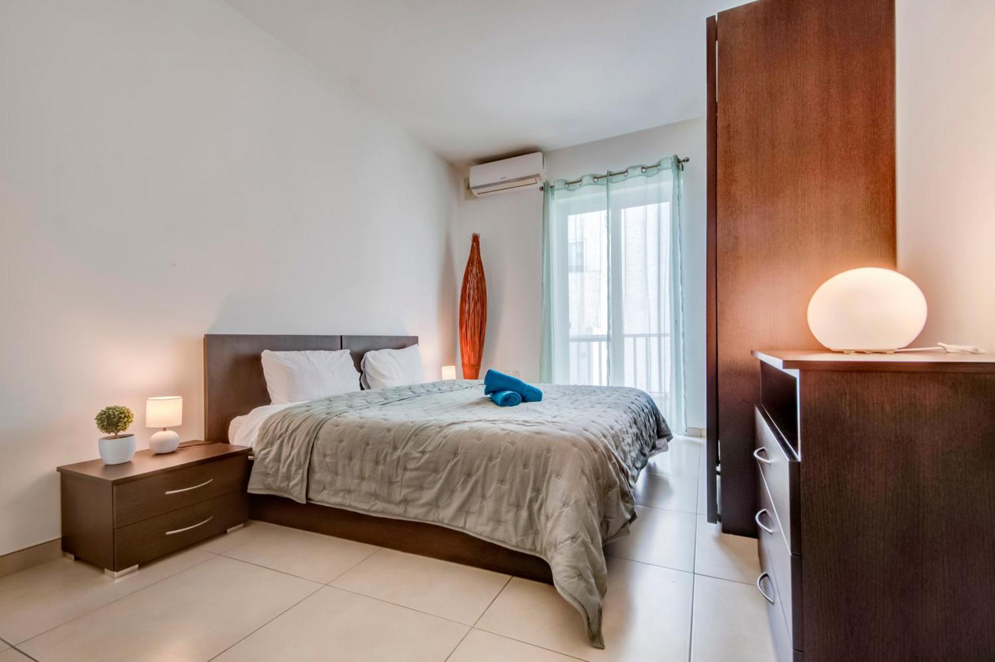 Modern 2Br Apt With Balconies In St Julians, Paceville - Apt 5 By Vaganza San Giuliano Esterno foto