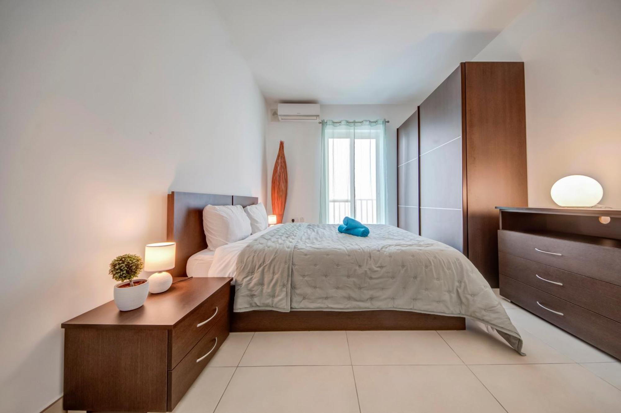 Modern 2Br Apt With Balconies In St Julians, Paceville - Apt 5 By Vaganza San Giuliano Esterno foto