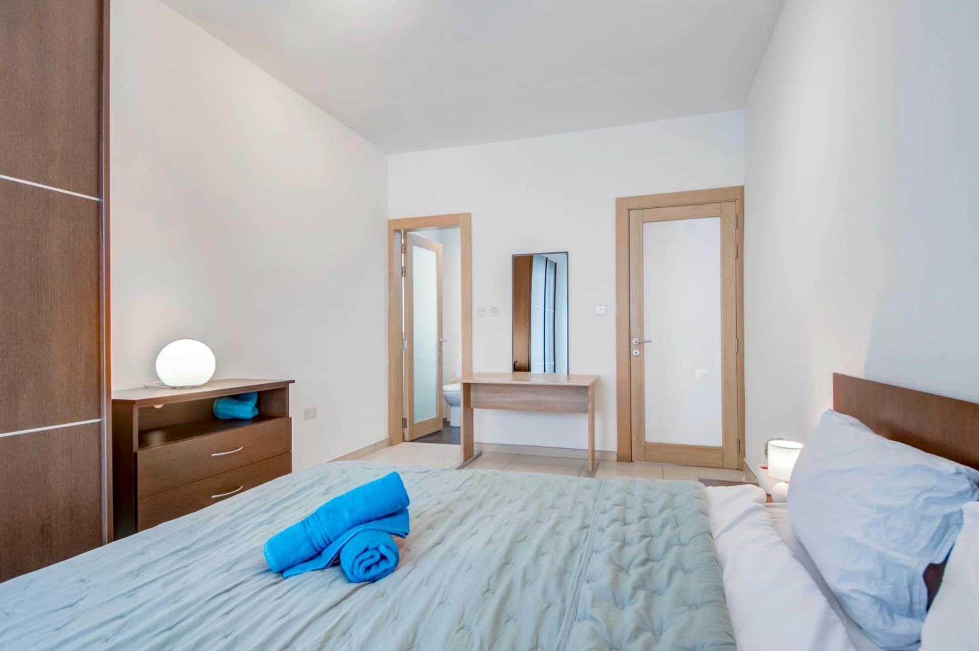Modern 2Br Apt With Balconies In St Julians, Paceville - Apt 5 By Vaganza San Giuliano Esterno foto
